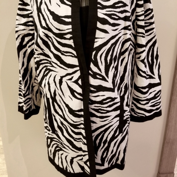 Chico's Zebra Print Black Ecru White Duster Jacket - Picture 9 of 10
